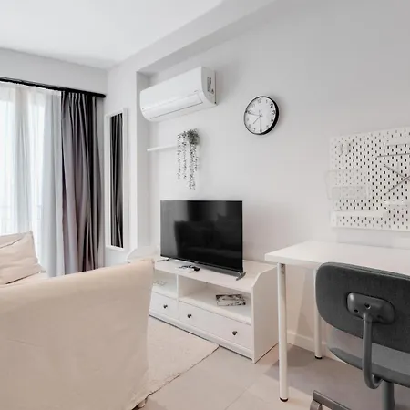 Newly Constructed In Kadikoy Quake-resistant Appartement *